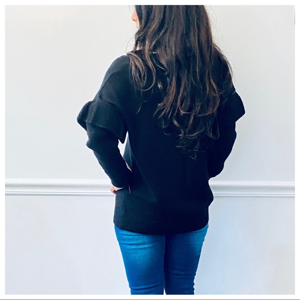 Beautiful ruffle sleeves from Paris  sweater - Picture 10 of 11